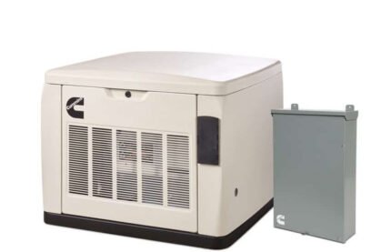 Cummins 20kW Home Standby Generator Quiet Connect RS20AC with 200-Amp SE-Rated ATS